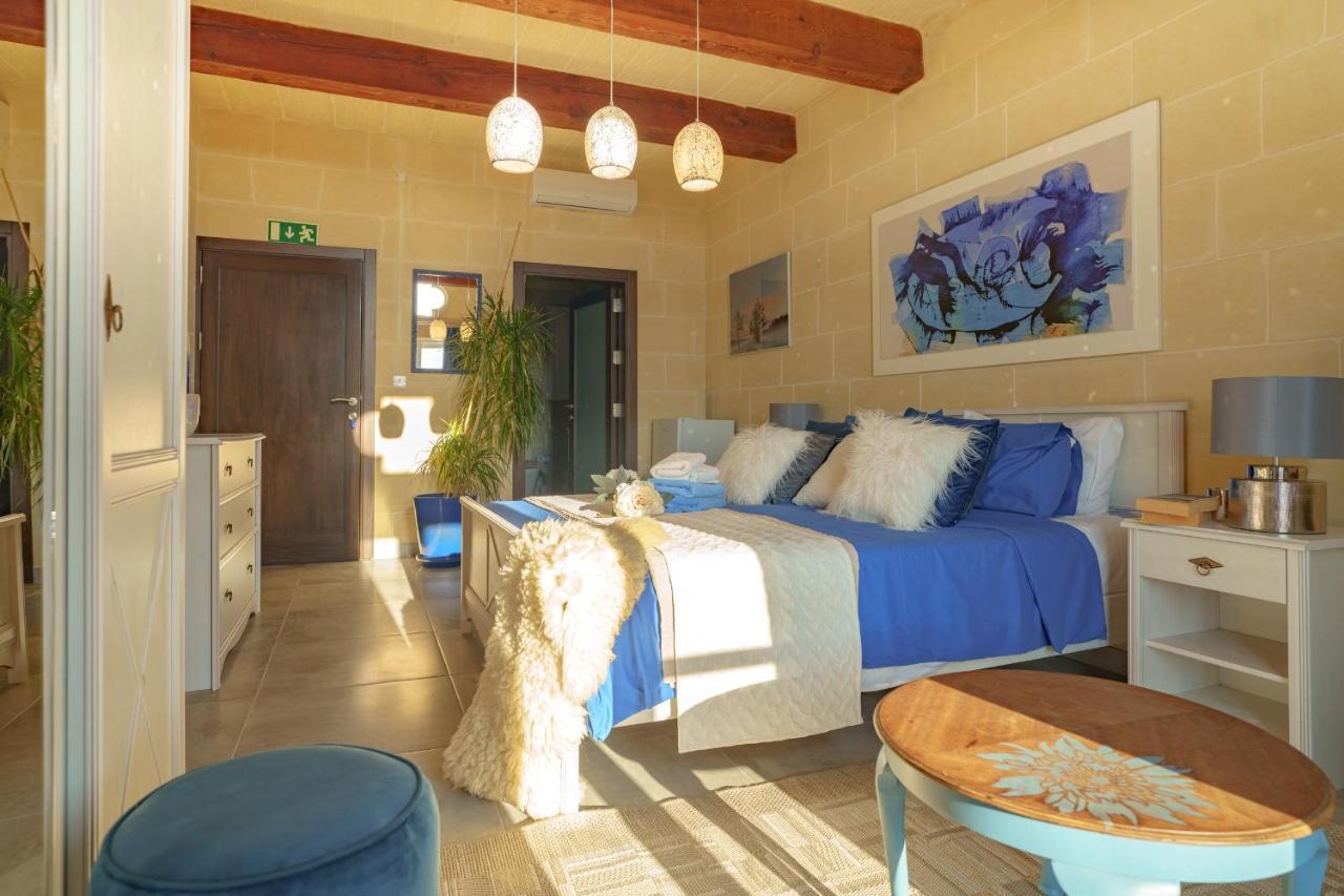 Ajuga Luxury Boutique B&B Qala Exterior photo